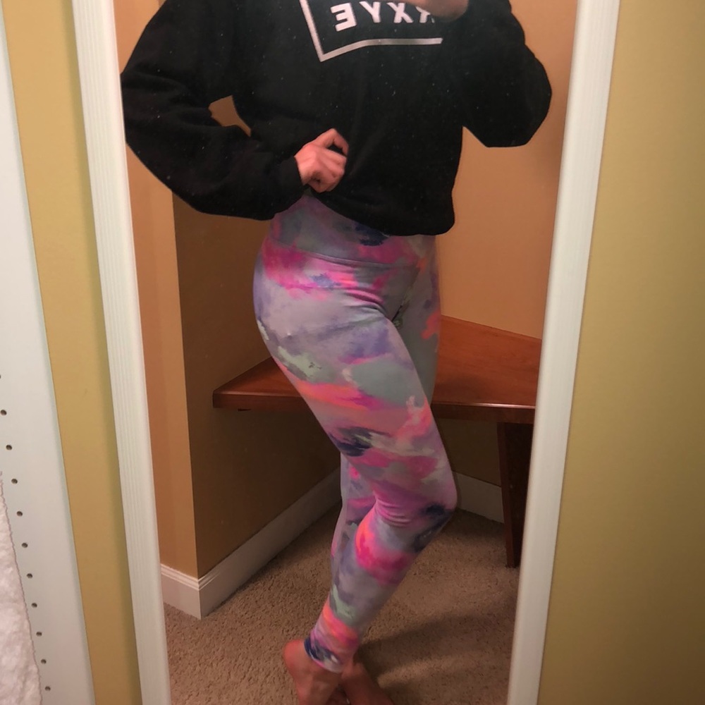 Multicolor VS Pink Leggings